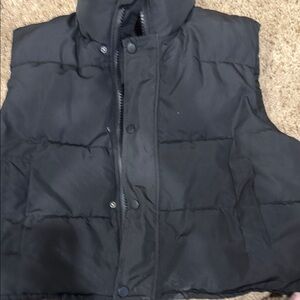 Source Unknown Black Puffer Vest